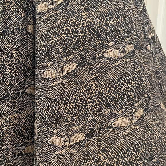ACACIA S SILK MAXI SKIRT - Picture 2 of 4